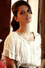 Actress Swathishta Photos (3)